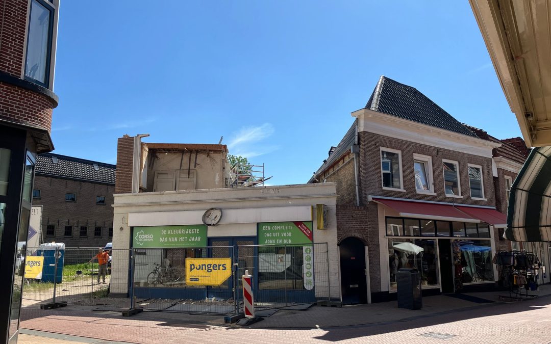 Sloop voormalig winkelpand Scheer & Foppen in Steenwijk